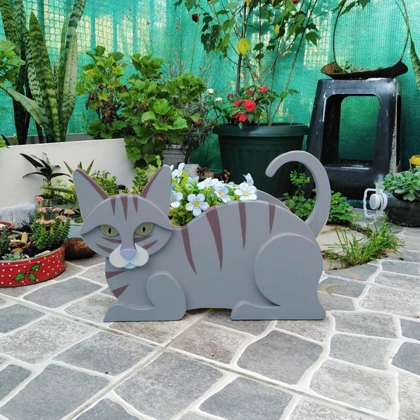 Rootly cat planter UV-printed design detail